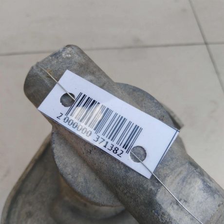 kronstein-krepleniia-zadnego-bampera-levyi-bmw-e39-28i-mkpp-art-56025-big-1