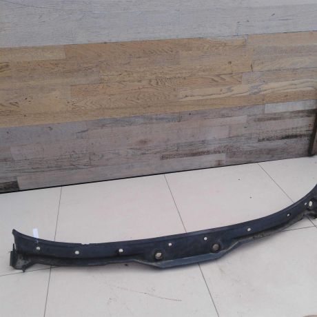 nakladka-dekorativnaia-zabo-vodootvodiashhii-shhitok-dozdevik-bmw-e39-28i-mkpp-art-56038-big-0