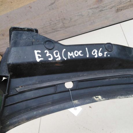 nakladka-dekorativnaia-zabo-vodootvodiashhii-shhitok-dozdevik-bmw-e39-28i-mkpp-art-56038-big-3