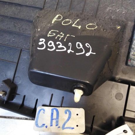 obsivka-kryski-bagaznika-nakladka-volkswagen-polo-sedan-sa2-art-56120-big-3