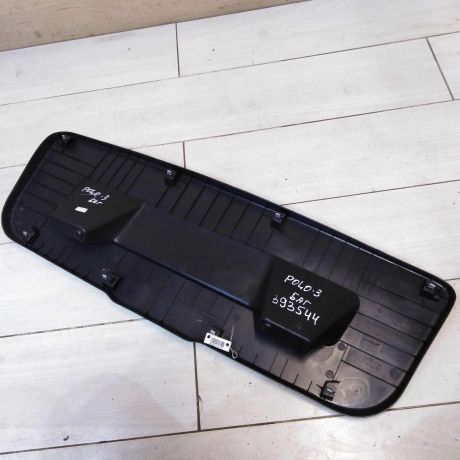 obsivka-kryski-bagaznika-nakladka-volkswagen-polo-sedan-sa2-art-56123-big-5