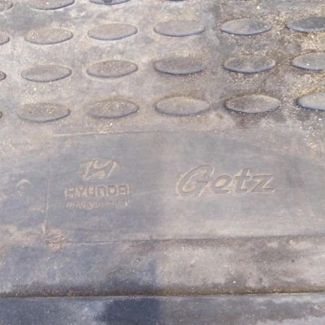 kover-bagaznika-kovrik-rezinovyi-hyundai-getz-art-56326-big-5