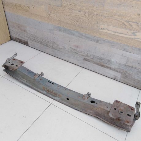usilitel-perednego-bampera-ford-focus-1-18-tdi-c9dc-art-57055-big-1