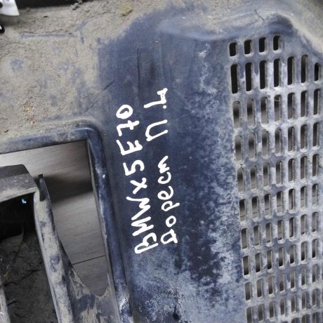 nakladka-dekorativnaia-levaia-zabo-dozdevik-vodootvodiashhii-shhitok-bmw-x5-ii-e70-do-rest-art-57412-big-4