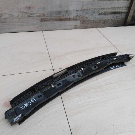 nakladka-dekorativnaia-zabo-vodootvodiashhii-shhitok-volkswagen-sharan-rest-art-58086-big-2