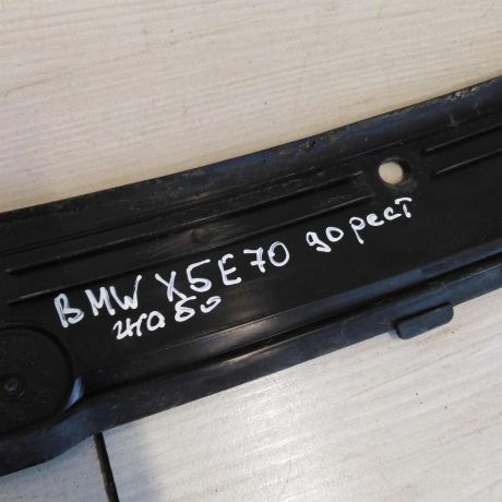 dekorativnaia-nakladka-zabo-dozdevik-vodootvodiashhii-shhitok-bmw-x5-ii-e70-do-rest-art-58201-big-3