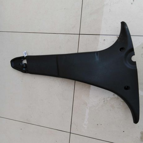 obsivka-stoiki-salona-nakladka-peredniaia-pravaia-renault-duster-i-art-58615-big-0