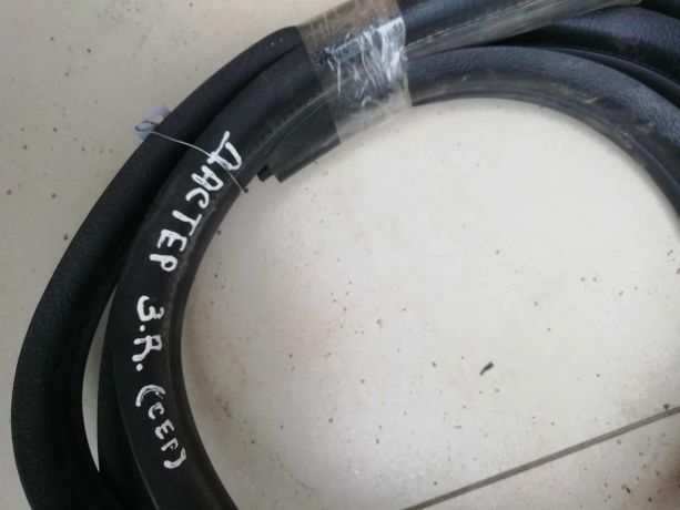 uplotnitel-dveri-zadnii-pravyi-renault-duster-i-art-58759-big-1