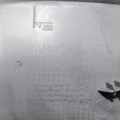 obsivka-stoiki-salona-nakladka-levaia-renault-duster-i-art-58821-big-3