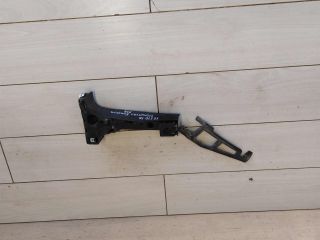 kronstein-zadnii-pravyi-krepleniia-bampera-bmw-x5-ii-e70-do-rest-art-59009