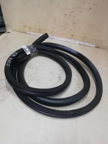 uplotnitel-dveri-perednii-pravyi-kia-spectra-art-59488-big-0