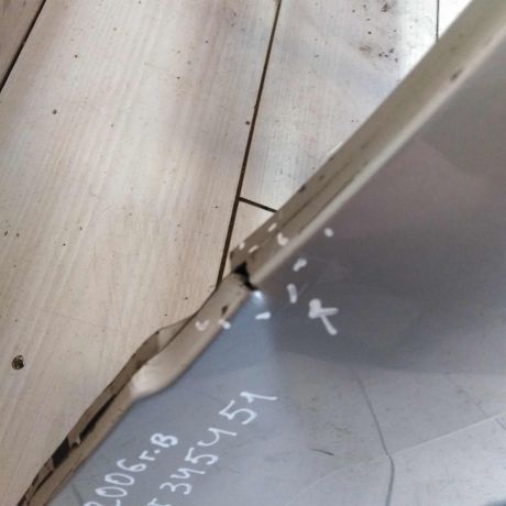 bamper-perednii-audi-a4-b5-rest-defekt-art-59752-big-4