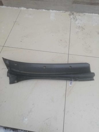 nakladka-dekorativnaia-pravaia-zabo-vodootvodiashhii-shhitok-kia-spectra-art-59843-big-0