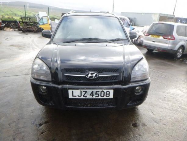 bamper-perednii-hyundai-tucson-i-jm-carapina-vmiatina-pod-rassiriteli-art-60049-big-4