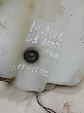 bacok-omyvatelia-lobovogo-stekla-mazda-millenia-art-60678-big-2