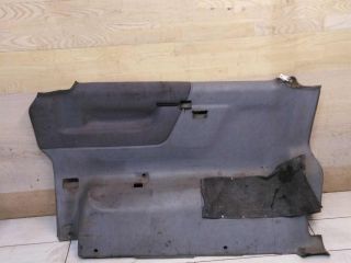 obsivka-bagaznika-salona-zadniaia-pravaia-passazir-volkswagen-transporter-t4-24d-19tdi-art-60931