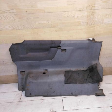obsivka-bagaznika-salona-zadniaia-pravaia-passazir-volkswagen-transporter-t4-24d-19tdi-art-60931-big-0