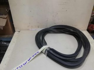 uplotnitel-kryski-bagaznika-sedan-toyota-avensis-t250-gor-art-62579