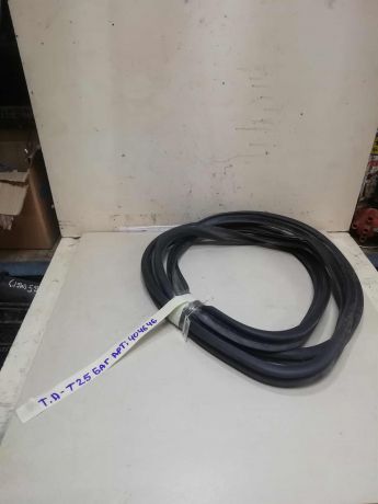 uplotnitel-kryski-bagaznika-sedan-toyota-avensis-t250-gor-art-62579-big-0