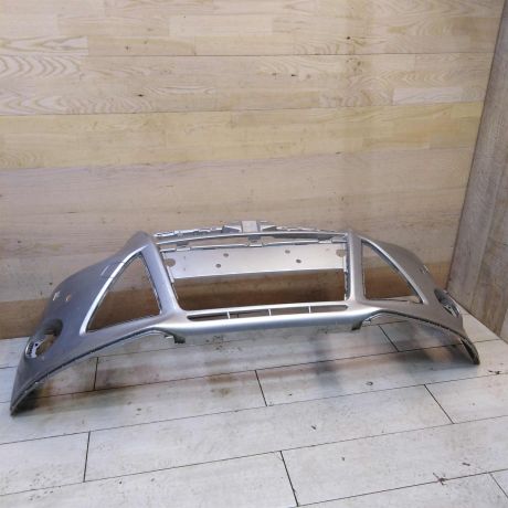 bamper-perednii-ford-focus-3-otverstiia-pod-parktroniki-art-62605-big-0