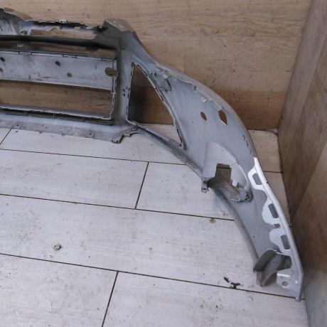 bamper-perednii-ford-focus-3-otverstiia-pod-parktroniki-art-62605-big-2