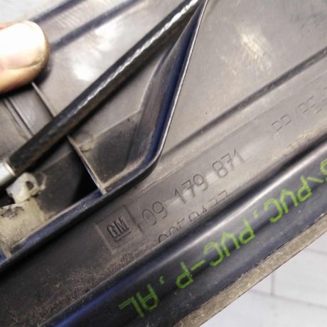 dekorativnaia-nakladka-zabo-dozdevik-vodootvodiashhii-shhitok-opel-vectra-c-rest-art-63219-big-3