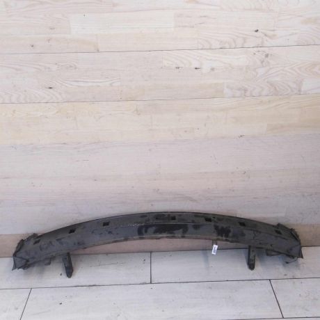 usilitel-perednego-bampera-volvo-v40-s40-art-63486-big-0