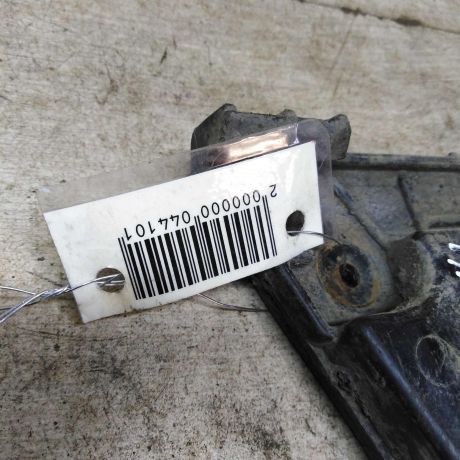 kronstein-perednii-pravyi-kreplenie-bampera-audi-a4-b5-art-63549-big-2