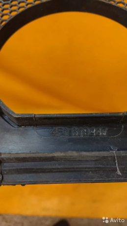 vodootvodiashhii-shhitok-zabo-nakladka-pod-kapotom-audi-a6-c6-art-63686-big-1