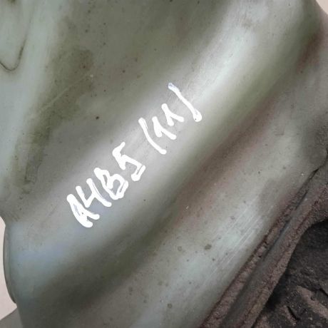 bacok-omyvatelia-lobovogo-stekla-audi-a4-b5-art-63902-big-1