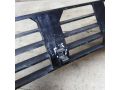 resetka-bampera-centralnaia-sredniaia-audi-a4-b5-dorestailing-art-64257-small-3