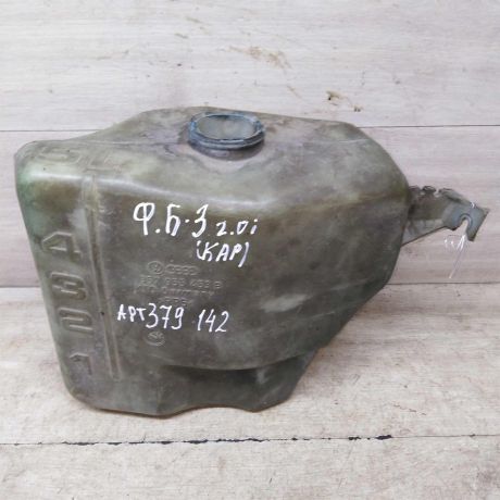 bacok-omyvatelia-lobovogo-stekla-volkswagen-passat-b3-art-64905-big-2