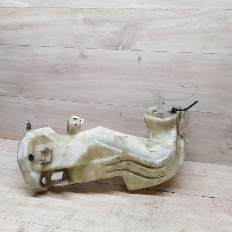 bacok-omyvatelia-lobovogo-stekla-audi-a4-b6-8e-art-65665-big-0