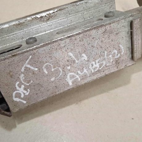 kronstein-bampera-zadnii-levyi-audi-a4-b5-restailing-art-66274-big-1