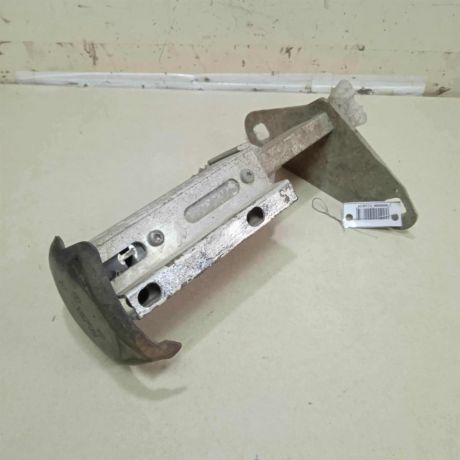 kronstein-bampera-zadnii-pravyi-audi-a4-b5-restailing-art-66401-big-0