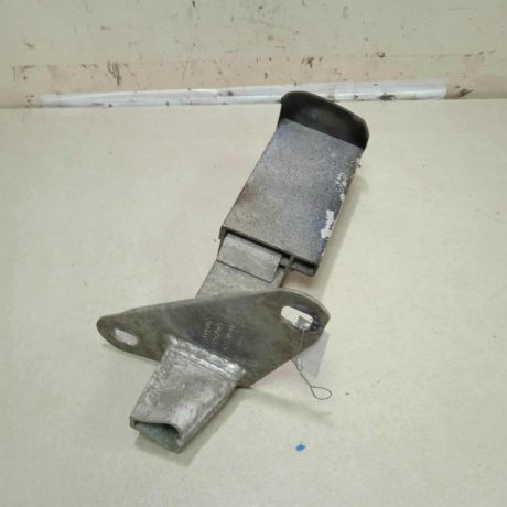 kronstein-bampera-zadnii-pravyi-audi-a4-b5-restailing-art-66401-big-4