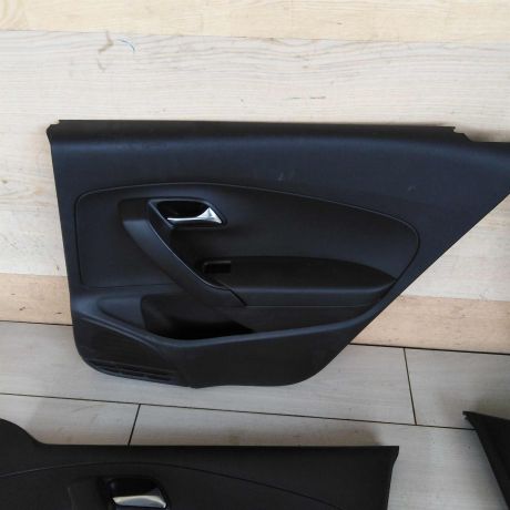 obsivka-dveri-komplekt-volkswagen-polo-v-sedan-art-71140-big-2