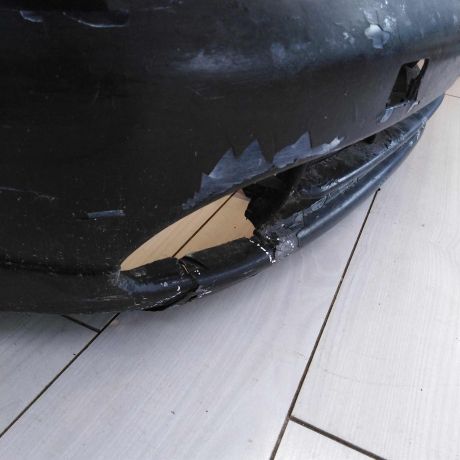 bamper-perednii-nissan-primera-p11-defekt-restailing-art-71349-big-4