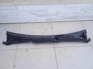 dekorativnaia-nakladka-zabo-dozdevik-vodootvodiashhii-shhitok-nissan-almera-classic-art-75102