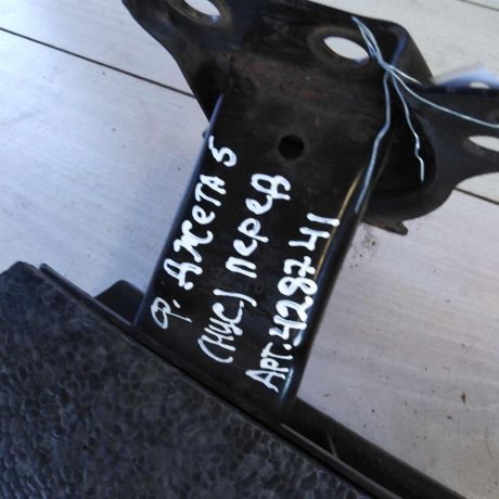 usilitel-perednego-bampera-volkswagen-jetta-5-original-art-75737-big-1