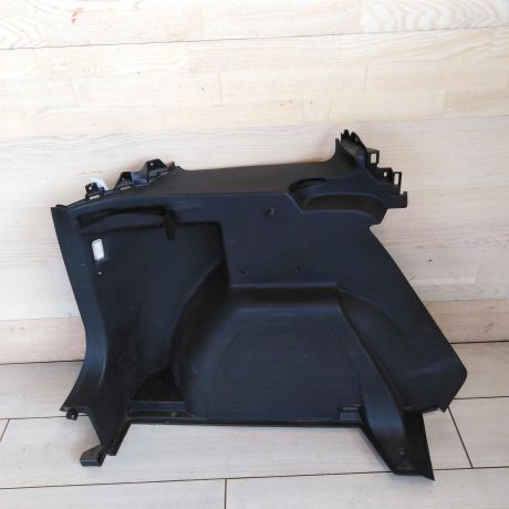 obsivka-bagaznika-zadniaia-levaia-skoda-yeti-i-art-76419-big-4