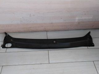 nakladka-dekorativnaia-zabo-dozdevik-vodootvodiashhii-shhitok-renault-sandero-stepway-ii-renault-logan-ii-renault-sandero-ii-art-77076