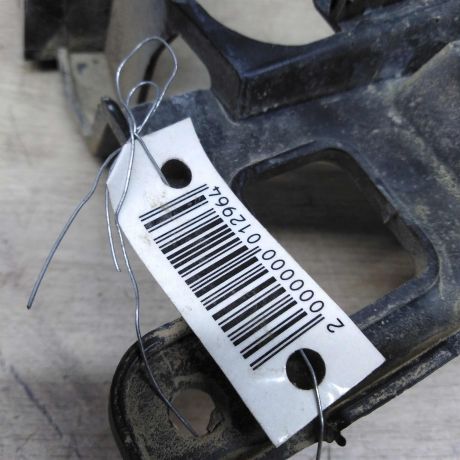 kronstein-pravyi-kreplenie-zadnego-bampera-volkswagen-passat-b6-art-77157-big-4