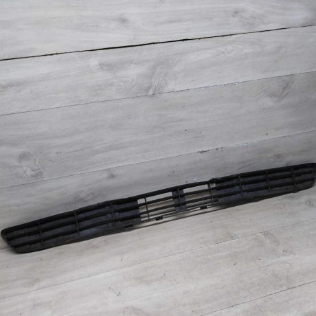 resetka-bampera-audi-80-b3-defekt-art-79979-big-0