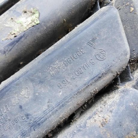 resetka-bampera-pravaia-skoda-fabia-ii-restailing-art-80136-big-1