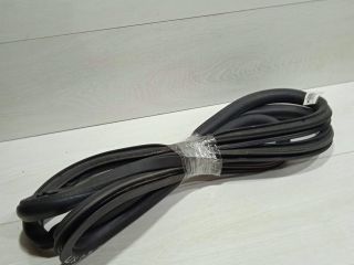 uplotnitel-dveri-perednii-levyi-skoda-octavia-a5-art-80474