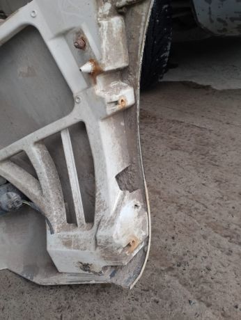 bamper-zadnii-ford-focus-2-xetcbek-restailing-restailing-xetcbek-bez-fonarei-art-81676-big-4