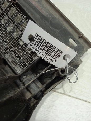 dekorativnaia-nakladka-zabo-dozdevik-vodootvodiashhii-shhitok-pravaia-toyota-corolla-ix-e120-e130-art-81747-big-3