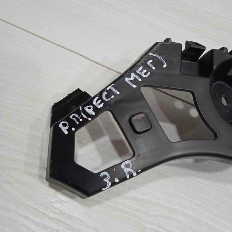 kronstein-krepleniia-zadnego-bampera-pravyi-renault-logan-ii-art-82145-big-1