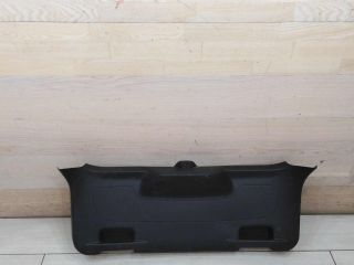 obsivka-kryski-bagaznika-ford-focus-3-art-82410